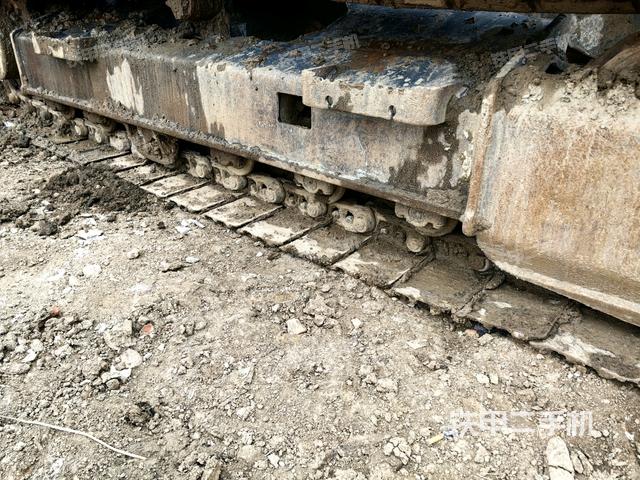 右侧履带整体（行走机构）