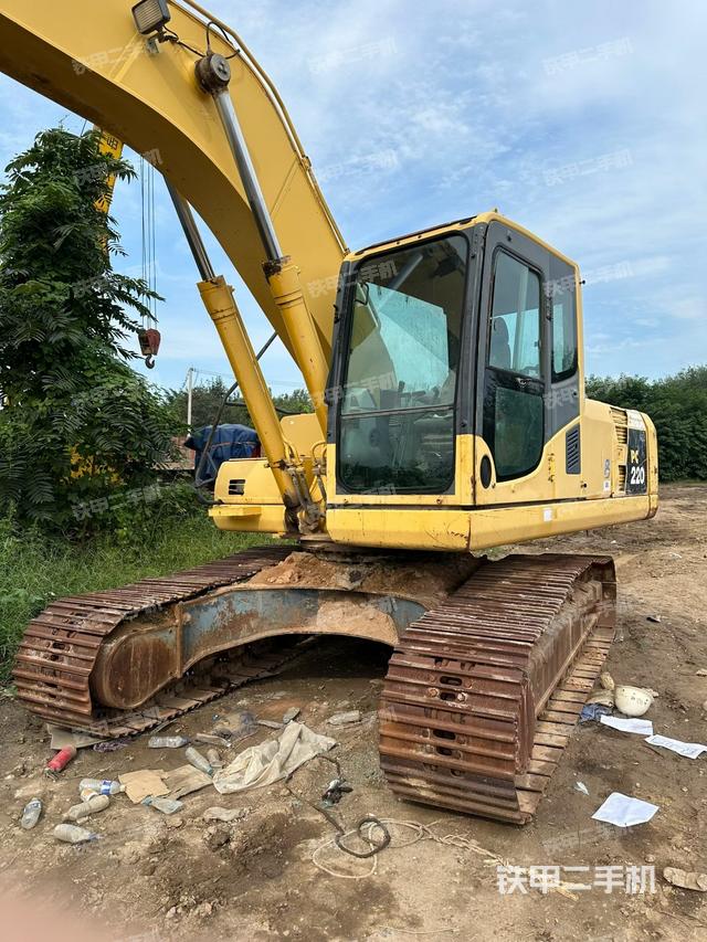 驾驶室整体（整机外观）