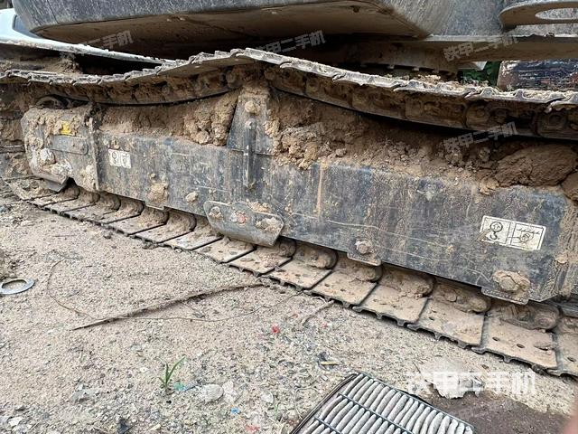 駕駛室頂部（整機(jī)外觀）