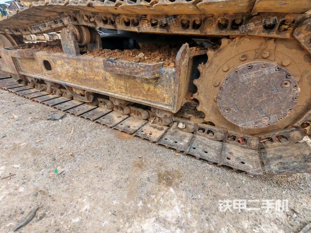 单侧履带整体（整机外观）