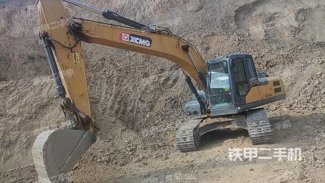 徐工XE200DA挖掘機(jī)