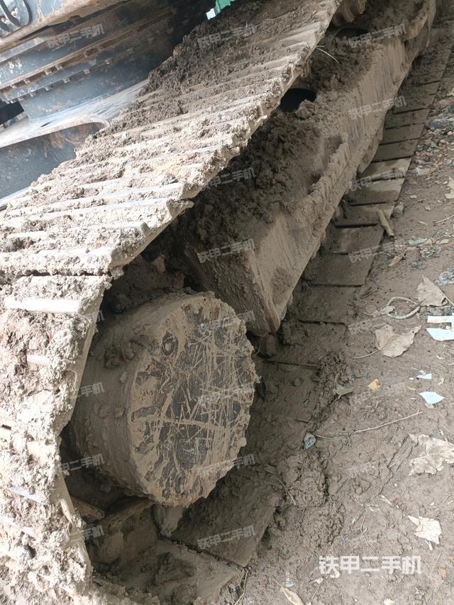 单侧履带整体（整机外观）