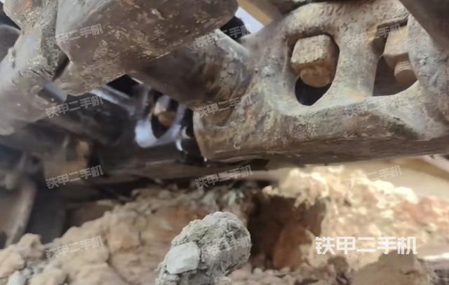 单侧履带整体（整机外观）