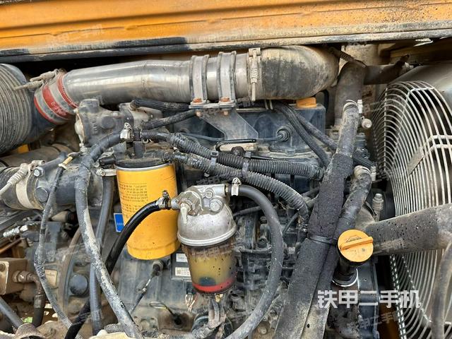 發(fā)動(dòng)機(jī)整體俯視（整機(jī)外觀）