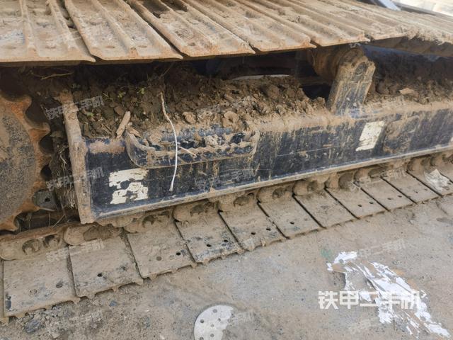 单侧履带整体（整机外观）