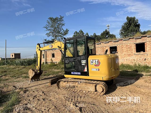 驾驶室整体（整机外观）