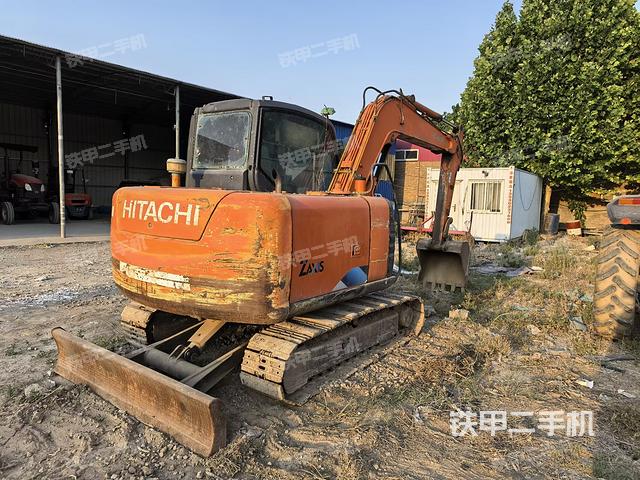 整机右后45°(整机外观) 整机右后45°(整机外观)