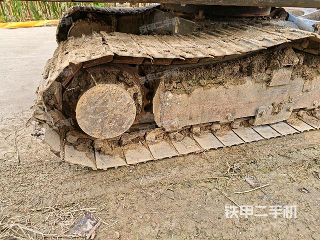 左驅(qū)動(dòng)輪（行走機(jī)構(gòu)）