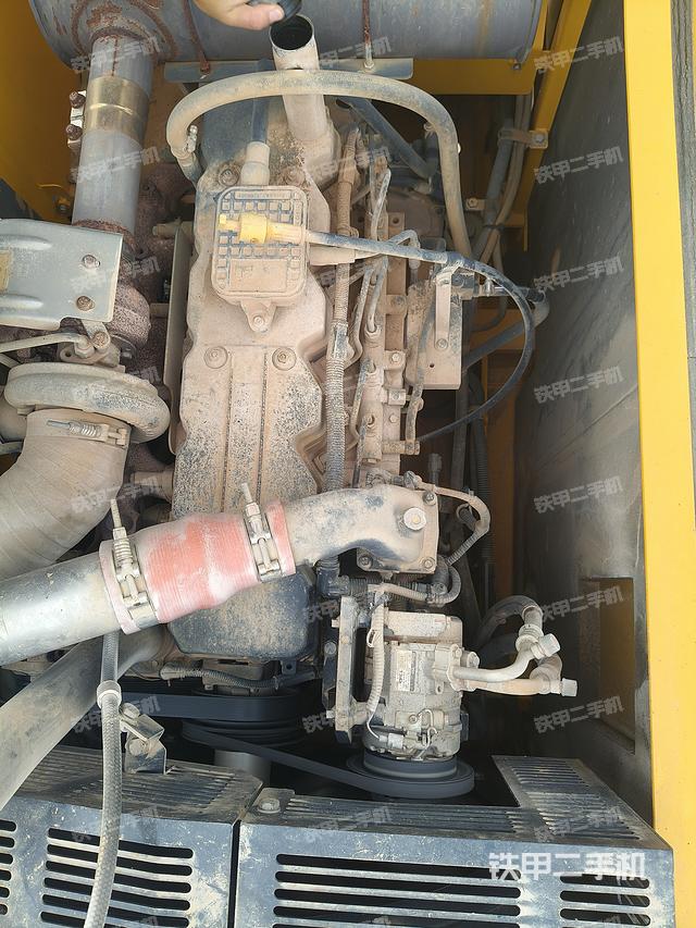 發(fā)動(dòng)機(jī)整體俯視（整機(jī)外觀）