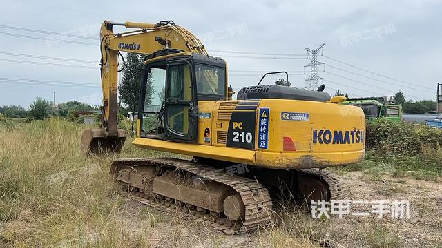 小松PC210LC-8M0挖掘机