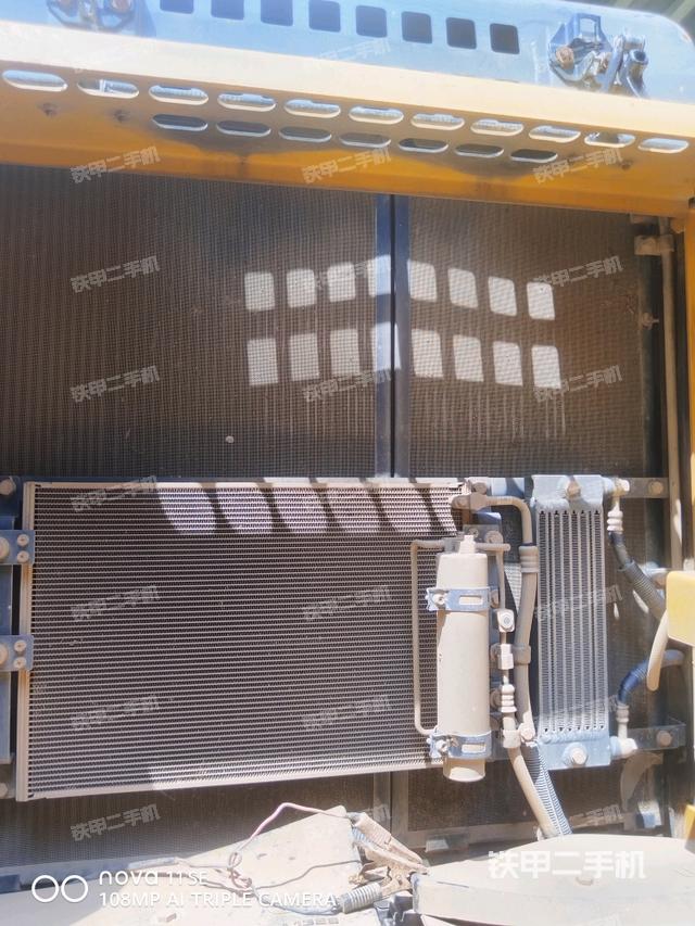 散熱器正面（大件艙室）