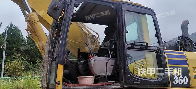 驾驶室整体（整机外观）