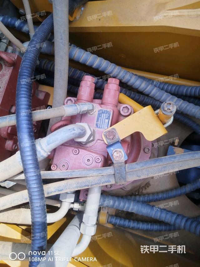 回轉(zhuǎn)馬達(dá)（上車部件）