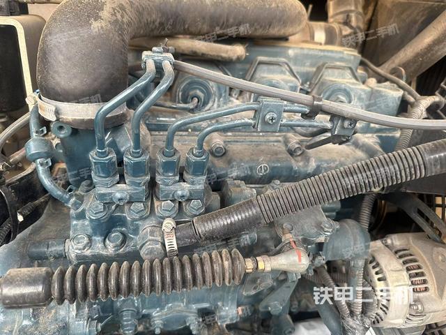 发动机整体俯视（整机外观）