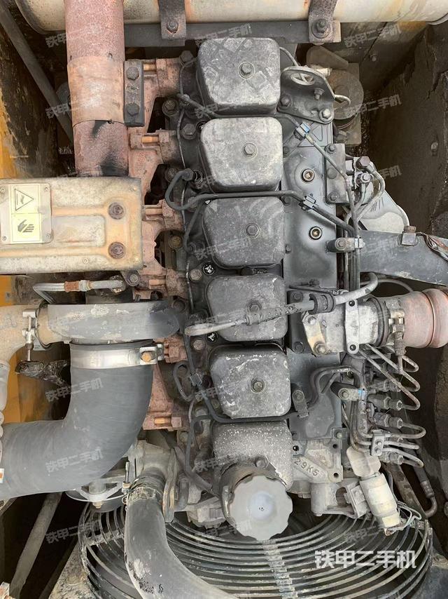 发动机整体俯视（整机外观）