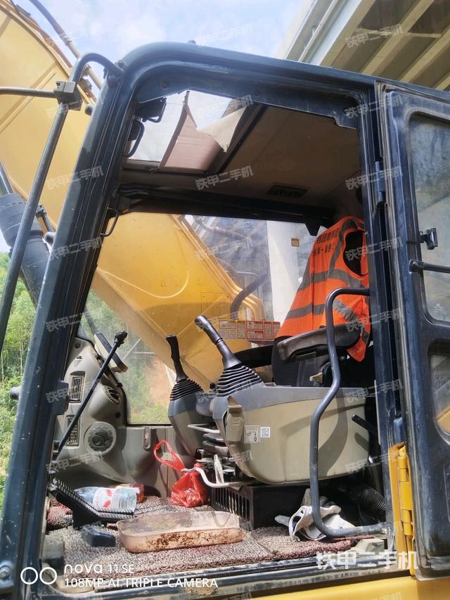 頂棚整體（駕駛室部分）