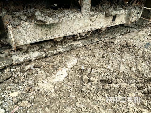 左側(cè)履帶整體?（行走機(jī)構(gòu)）