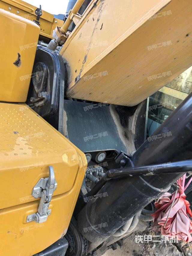 大臂根部 斜视（工作和回转装置）