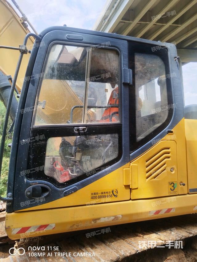 駕駛室正側(cè)（駕駛室部分）