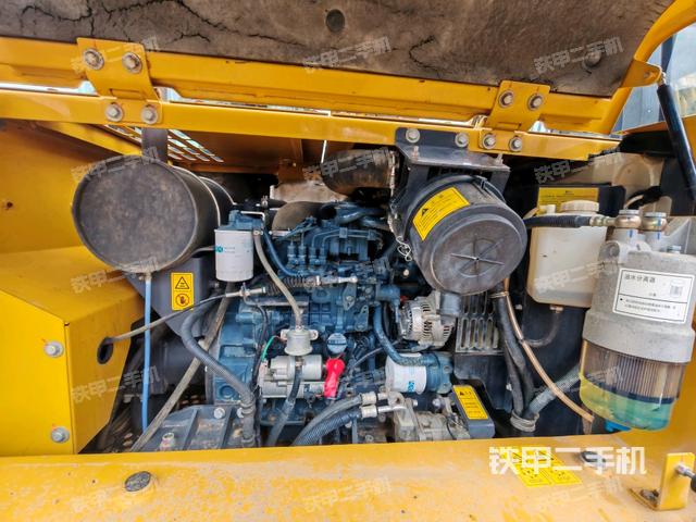 发动机整体俯视（整机外观）