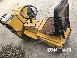 鸿达建工YZC12压路机实拍图片