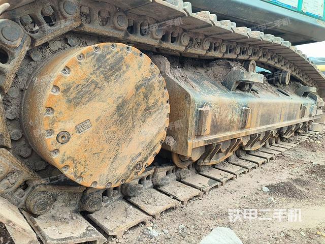 单侧履带整体（整机外观）