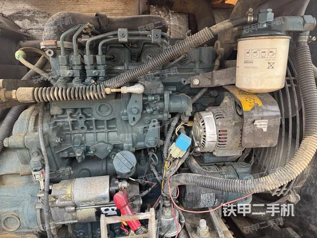 发动机整体俯视（整机外观）