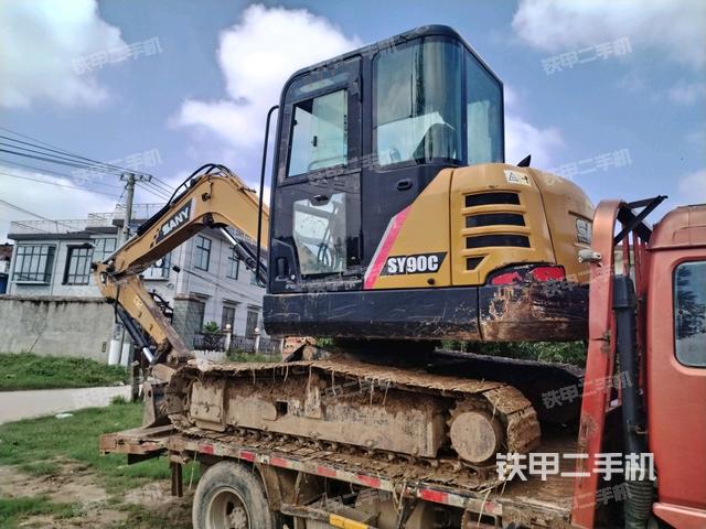 驾驶室整体（整机外观）