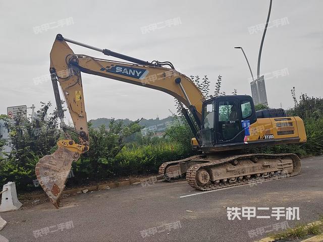三一重工SY245H挖掘机