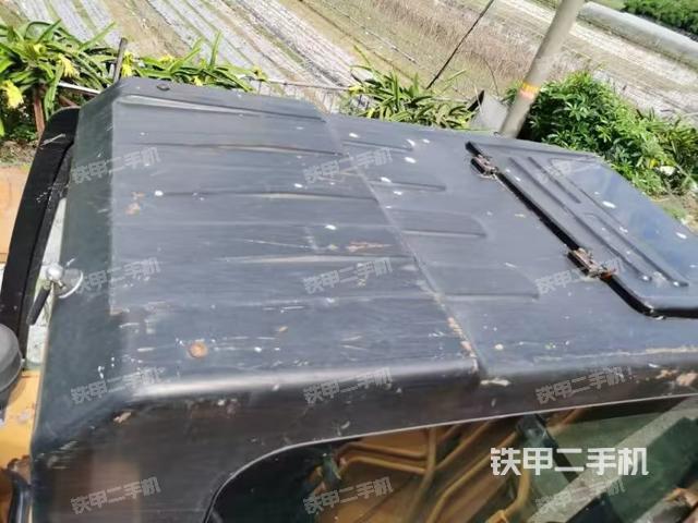 駕駛室頂部（整機(jī)外觀）