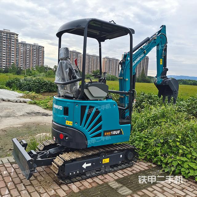 整機(jī)右后45°（整機(jī)外觀）