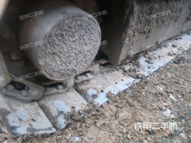 右驅動輪（行走機構）