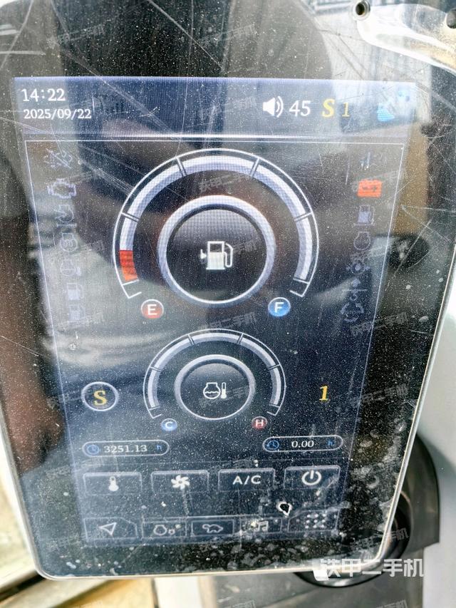 顯示屏?（駕駛室部分）