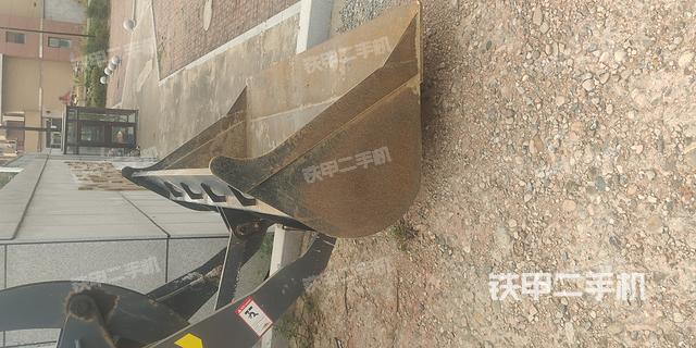 工作裝置整體（整機(jī)外觀及大件）