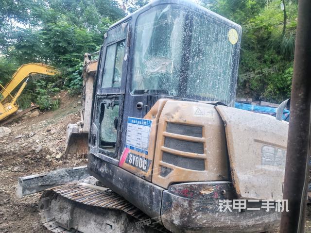 左后45（整機外觀）