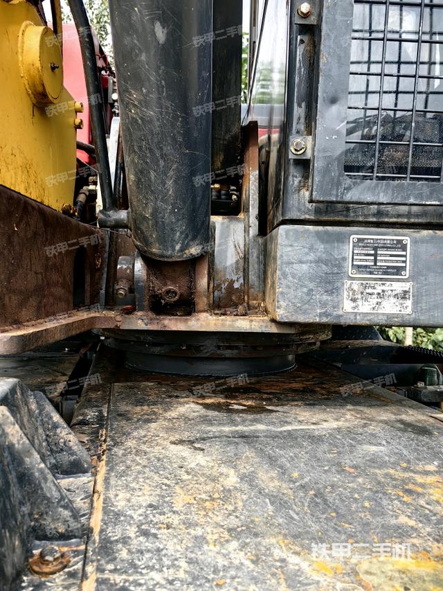 大臂根部 斜（工作和回转装置）