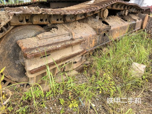 左側(cè)履帶整體?（行走機(jī)構(gòu)）