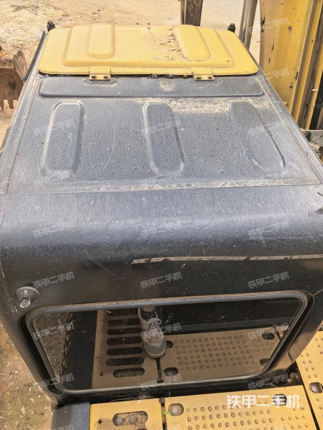 駕駛室頂部俯視（上車部件）