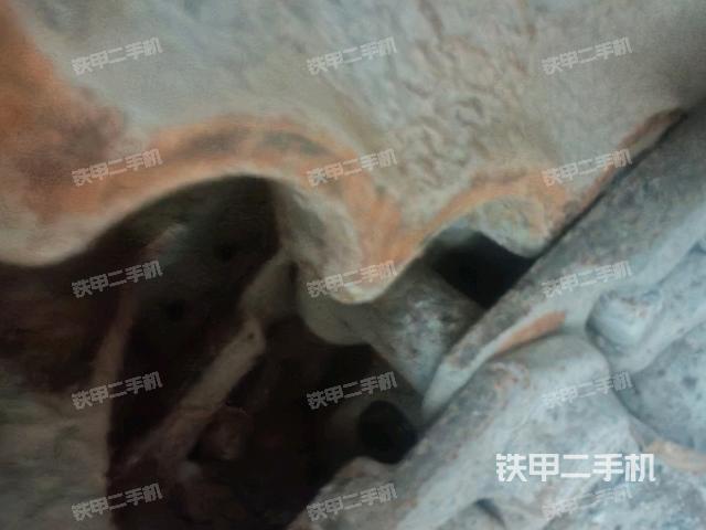 右側行走馬達蓋板（行走機構）