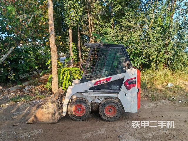 整機(jī)左側(cè)（設(shè)備外觀及核心部件）