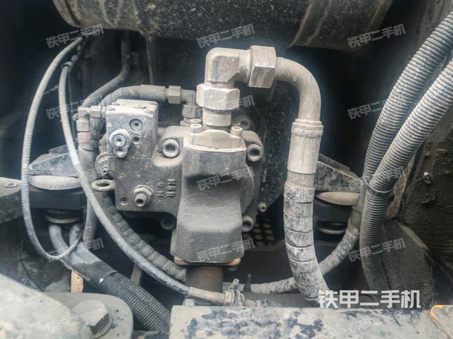 液壓泵室（大件艙室）