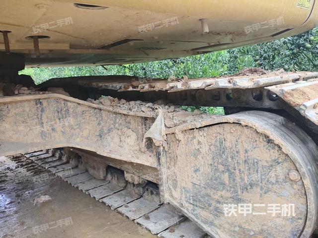 单侧履带整体（整机外观）