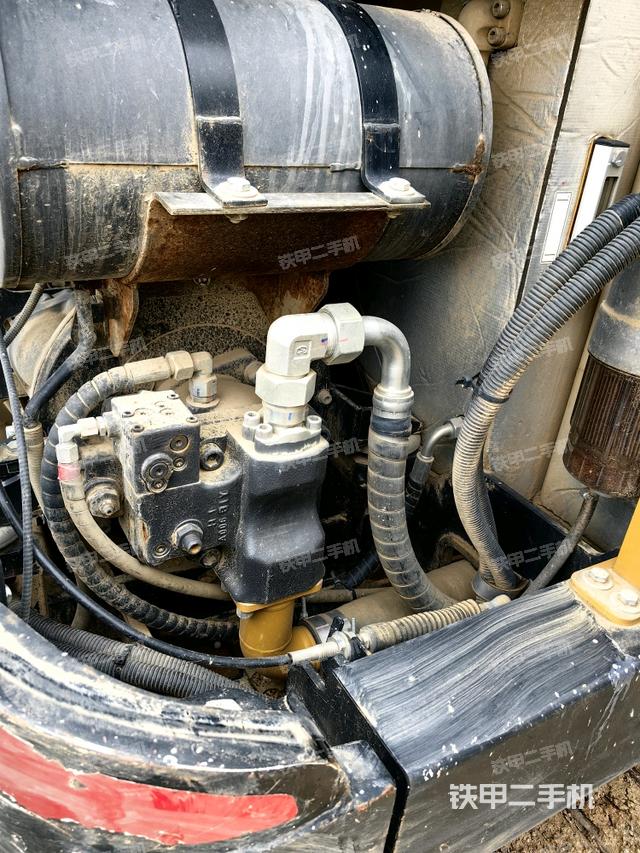 液壓泵室（大件艙室）