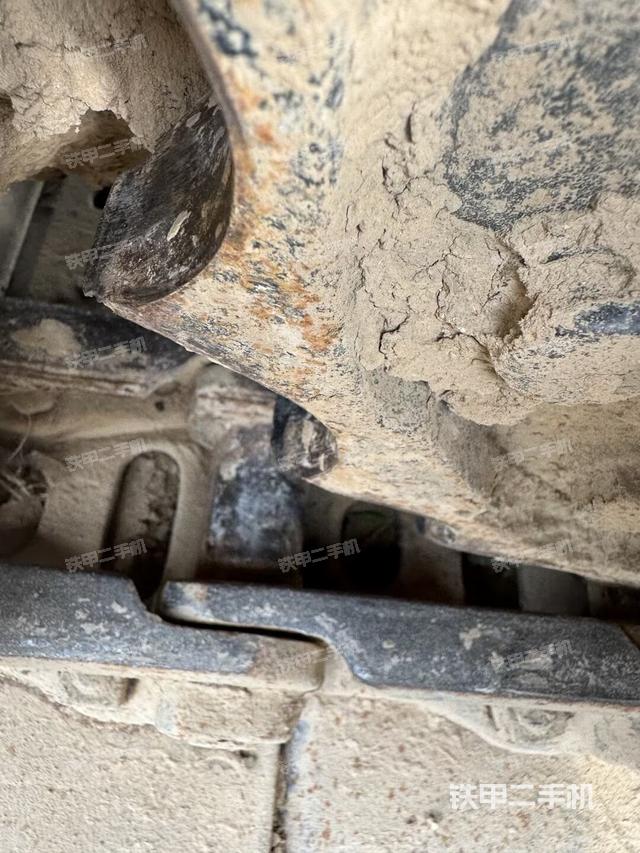 单侧履带整体（整机外观）