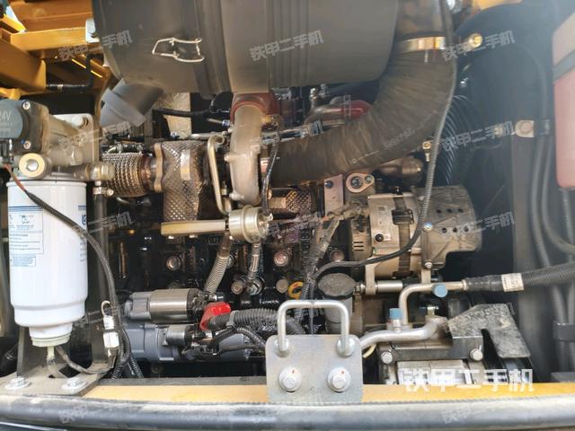 发动机整体俯视（整机外观）