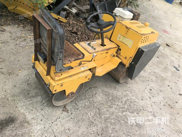 左后45°（压路机整机外观）