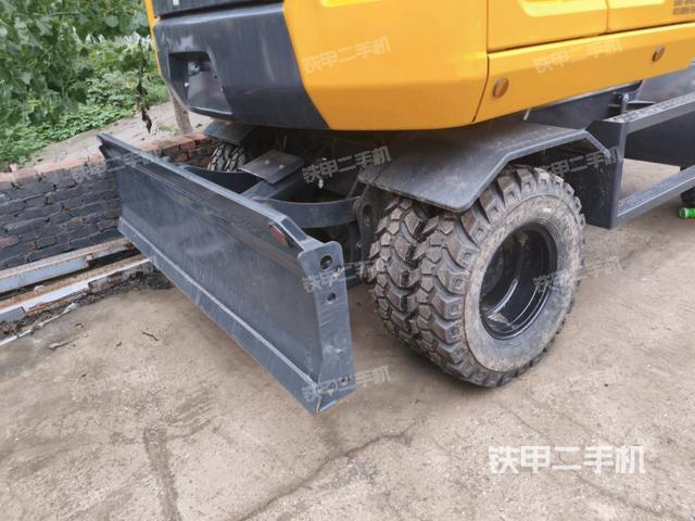 单侧履带整体（整机外观）