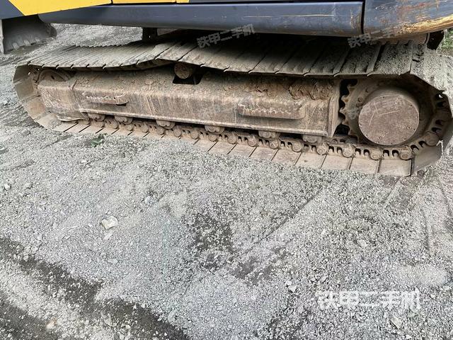 左側(cè)履帶整體?（行走機(jī)構(gòu)）