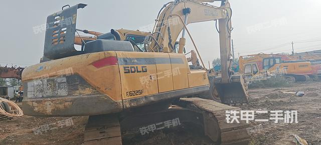 整机右后45°（整机外观）