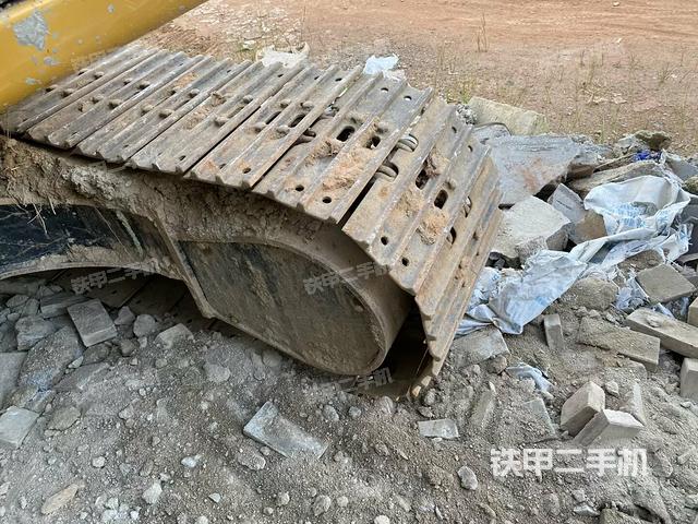 左側(cè)行走馬達(dá)蓋板（行走機(jī)構(gòu)）